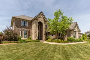 2376 Westbrooke Cir S, Ann Arbor, MI 48105 - Photo 3