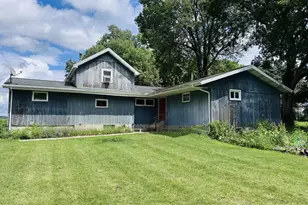 9460 M-140, Berrien Center, MI 49102 - Photo 35