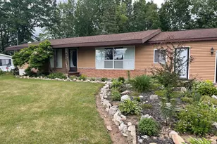 1807 S Lake Mitchell Dr, Cadillac, MI 49601 - Photo 1
