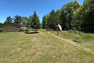 1807 S Lake Mitchell Dr, Cadillac, MI 49601 - Photo 17