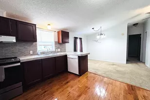 22 N Wildflower, Niles, MI 49120 - Photo 5