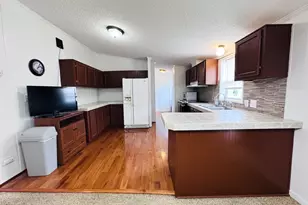 22 N Wildflower, Niles, MI 49120 - Photo 3