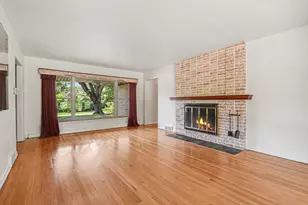 2556 Angling Rd, Kalamazoo, MI 49008 - Photo 5