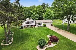 2332 Filonow Dr, Muskegon, MI 49444 - Photo 9