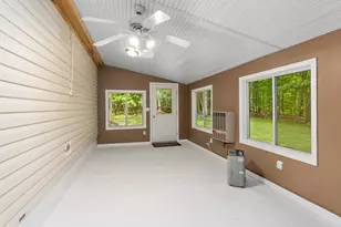6009 Keeney Dr, Six Lakes, MI 48886 - Photo 21