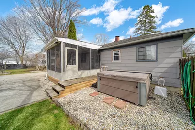 727 Springbrook Avenue, Adrian, MI 49221 - Photo 25