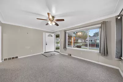 29360 Howard Avenue, Madison Heights, MI 48071 - Photo 9