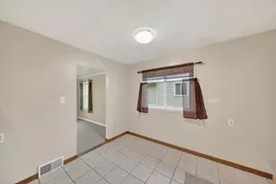 29360 Howard Ave, Madison Heights, MI 48071 - Photo 15
