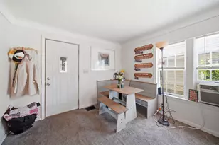 727 Oak St, Adrian, MI 49221 - Photo 9