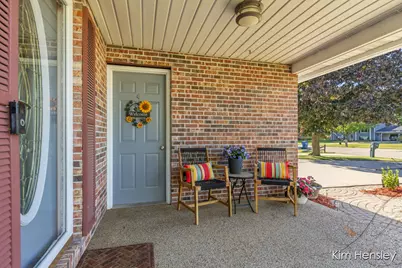 1594 Louva Court, Belding, MI 48809 - Photo 5