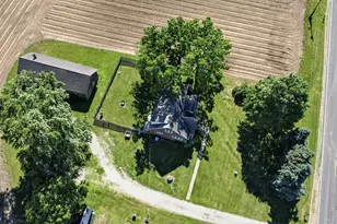 8040 Territorial Rd, Watervliet, MI 49098 - Photo 43