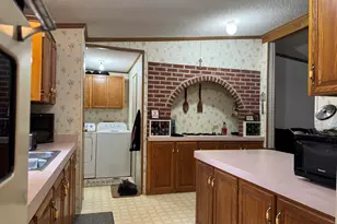 270 Kathy Dr, Coldwater, MI 49036 - Photo 5