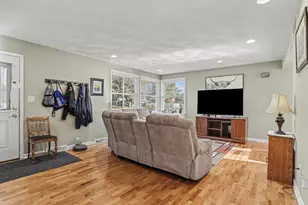 301 Pepperidge Ln, Battle Creek, MI 49015 - Photo 7