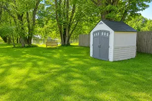 301 Pepperidge Ln, Battle Creek, MI 49015 - Photo 19