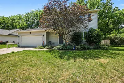 2250 Eads Place, Howell, MI 48843 - Photo 3