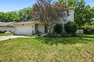 2250 Eads Pl, Howell, MI 48843 - Photo 3