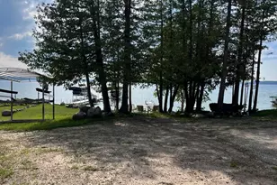 6470 Margaret Ln, Indian River, MI 49749 - Photo 41