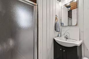 6470 Margaret Ln, Indian River, MI 49749 - Photo 17