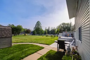 597 Browning Ave, Manistee, MI 49660 - Photo 37