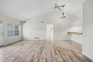 363 Westbrook Ct, Marshall, MI 49068 - Photo 3