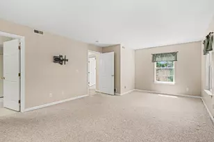 363 Westbrook Ct, Marshall, MI 49068 - Photo 11