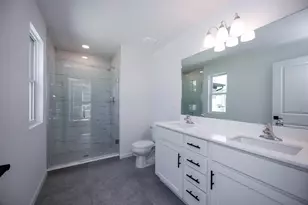 20209 Sunset St, Livonia, MI 48152 - Photo 25