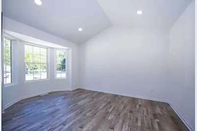 20209 Sunset Street, Livonia, MI 48152 - Photo 7