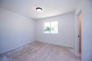 20209 Sunset St, Livonia, MI 48152 - Photo 29