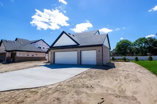 20209 Sunset St, Livonia, MI 48152 - Photo 3