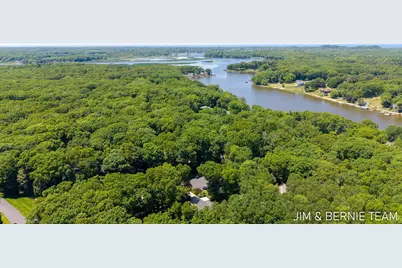 6225 Lighthouse Court, Saugatuck, MI 49453 - Photo 79