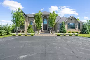 5636 Meadow Ln, Ann Arbor, MI 48105 - Photo 3