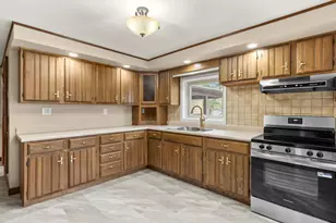 10518 Stadium Dr, Kalamazoo, MI 49009 - Photo 21