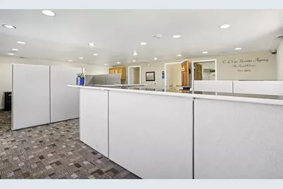 100 Helmer Road N, Battle Creek, MI 49037 - Photo 9