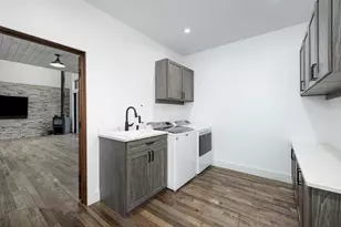 6172 Hellner Rd, Ann Arbor, MI 48105 - Photo 35