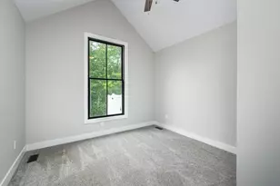 6172 Hellner Rd, Ann Arbor, MI 48105 - Photo 39