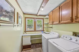 1023 Cogswell St NW, Grand Rapids, MI 49544 - Photo 17