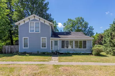 506 E 2nd Street, Lawton, MI 49065 - Photo 1