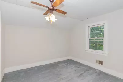 506 E 2nd Street, Lawton, MI 49065 - Photo 21