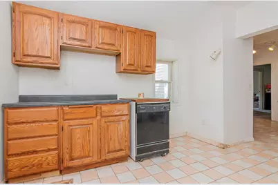 506 E 2nd Street, Lawton, MI 49065 - Photo 5