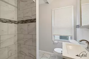 18182 Heyden St, Detroit, MI 48219 - Photo 5