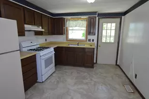 133 Niles St, Lakeview, MI 48850 - Photo 7