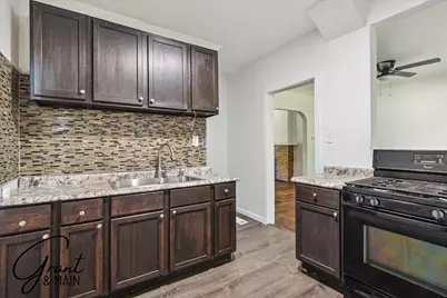 326 Eason Avenue, Highland Park, MI 48203 - Photo 5