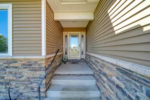7602 Stonehedge Dr, Onsted, MI 49265 - Photo 3