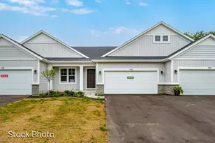 1593 N Village Cir, Kalamazoo, MI 49009 - Photo 1