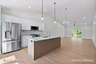 1593 N Village Cir, Kalamazoo, MI 49009 - Photo 3