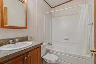 3757 W Woodview Dr, Ludington, MI 49431 - Photo 15