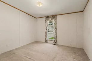 3757 W Woodview Dr, Ludington, MI 49431 - Photo 13