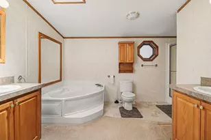 3757 W Woodview Dr, Ludington, MI 49431 - Photo 11