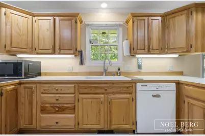 3535 S Sheridan Drive, Muskegon, MI 49444 - Photo 11