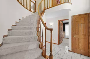 4500 Creek View Dr, Hudsonville, MI 49426 - Photo 3